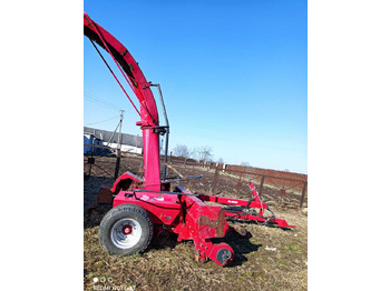 Прицепной кормоуборочный комбайн STOLL