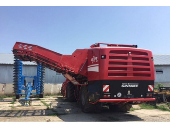 Свеклоуборочный комбайн GRIMME