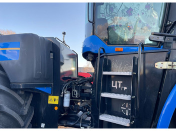 Трактор Трактор New Holland 9.670: фото 4