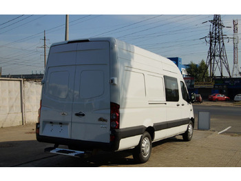 Новый Цельнометаллический фургон, Грузопассажирский фургон МАЗ 365022: фото 4