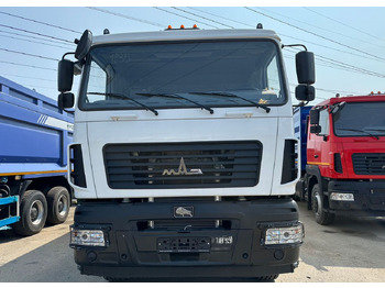 Новый Изотермический грузовик МАЗ 6312C5-8575-012: фото 3