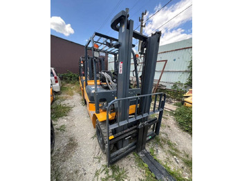 Вилочный погрузчик Aurora Forklift CPCD15-XCK: фото 3