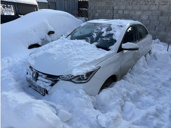 Легковой автомобиль