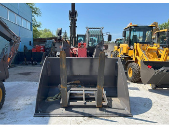 Новый Телескопический погрузчик Yugong TR3510: фото 5 Новый Телескопический погрузчик Yugong TR3510: фото 5