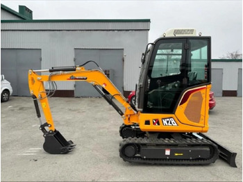 Мини-экскаватор RHINOCEROS