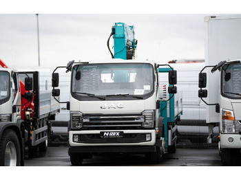 Грузовик бортовой/ Платформа JAC