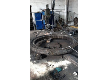 Поворотное кольцо для Экскаваторов Komatsu Поворотный круг экскаватора Komatsu PC1250, бу: фото 2 Поворотное кольцо для Экскаваторов Komatsu Поворотный круг экскаватора Komatsu PC1250, бу: фото 2