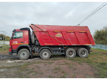 Самосвал Volvo FM Truck 8X4: фото 4 Самосвал Volvo FM Truck 8X4: фото 4