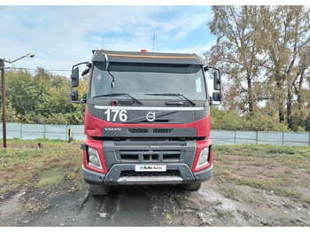 Самосвал Volvo FM Truck 8X4: фото 2 Самосвал Volvo FM Truck 8X4: фото 2