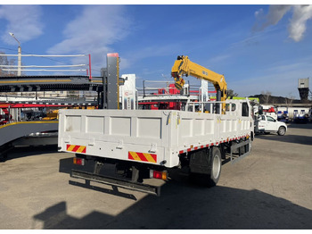 Новый Грузовик бортовой/ Платформа, Автоманипулятор Isuzu Elf: фото 3