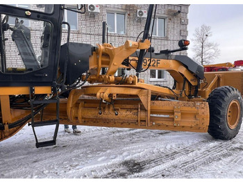 Новый Грейдер SEM 922F AWD: фото 4 Новый Грейдер SEM 922F AWD: фото 4