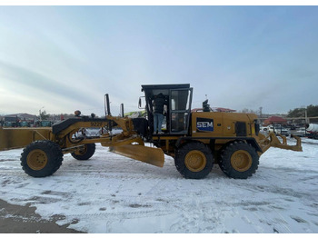 Новый Грейдер SEM 922F AWD: фото 4