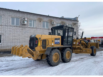 Новый Грейдер SEM 922F AWD: фото 3 Новый Грейдер SEM 922F AWD: фото 3