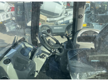 Новый Экскаватор-погрузчик YUGONG 45-25: фото 4