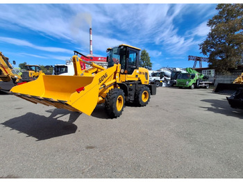 : фото в шапке страницы