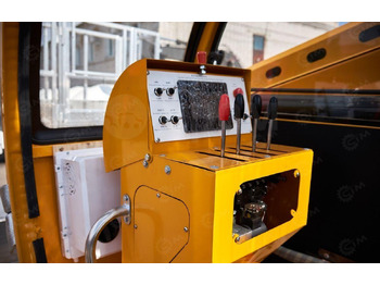 Новый Грузовик с подъемником Isuzu Elf: фото 5