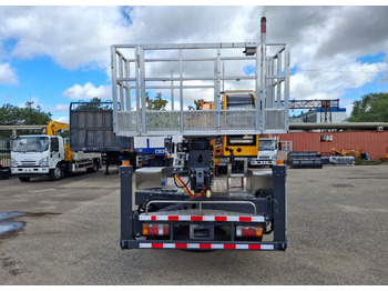 Новый Грузовик с подъемником Isuzu Elf: фото 4