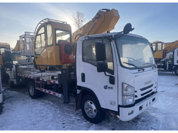 Новый Грузовик с подъемником Isuzu Elf: фото 3