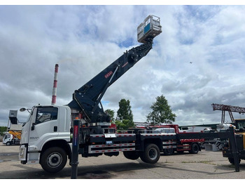 Новый Грузовик с подъемником Isuzu Giga: фото 2