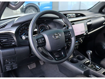 Новый Пикап Toyota Hilux 4.0 AT, Новый: фото 3