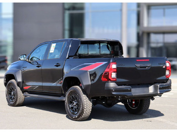 Пикап Toyota Hilux 4.0 AT, Новый: фото 5