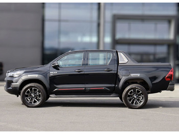 Пикап Toyota Hilux 4.0 AT, Новый: фото 4
