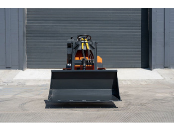 Новый Мини-погрузчик с бортовым поворотом SKARAB PL-100: фото 4 Новый Мини-погрузчик с бортовым поворотом SKARAB PL-100: фото 4