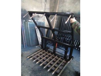 Новый Другая техника Вилы для сенажа на погрузчик: фото 3