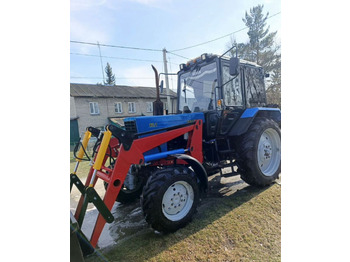 Фронтальный погрузчик для трактора