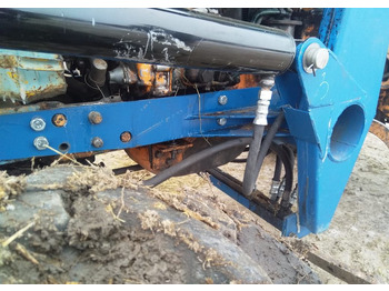 Новый Фронтальный погрузчик для трактора Погрузчик пку-0,8 Т-40 усиленный: фото 3 Новый Фронтальный погрузчик для трактора Погрузчик пку-0,8 Т-40 усиленный: фото 3