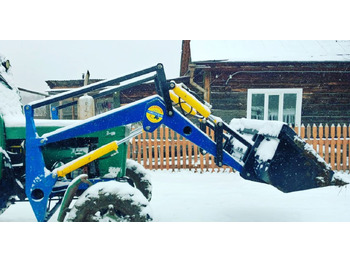 Фронтальный погрузчик для трактора