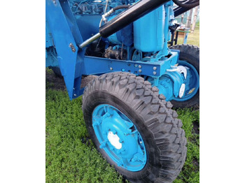 Фронтальный погрузчик для трактора СибТрансСнаб ПКУ-0,9: фото 2 Фронтальный погрузчик для трактора СибТрансСнаб ПКУ-0,9: фото 2