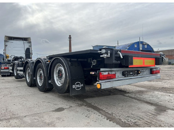 Полуприцеп-контейнеровоз/ Сменный кузов BONUM