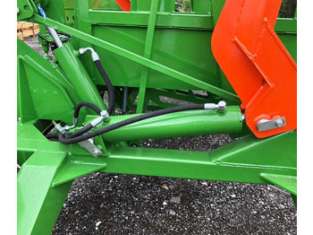 : фото в шапке страницы