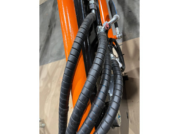 Фронтальный погрузчик для трактора Погрузчик фронтальный FRONTLIFT PRO-2200.EURO, агрегатирование с тракторами мощностью от 130 л.с.: фото 3