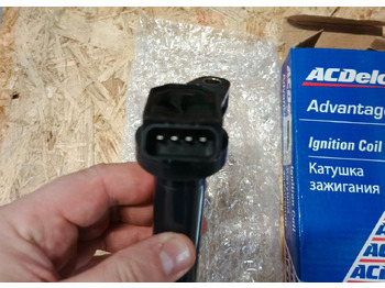 Новый Электрическая система ACDelco 19374115 Катушка зажигания Toyota Camry, RAV4 ACDe: фото 3