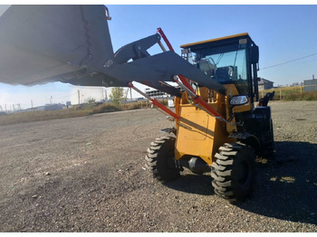 Новый Экскаватор-погрузчик ATLET 1CX: фото 5