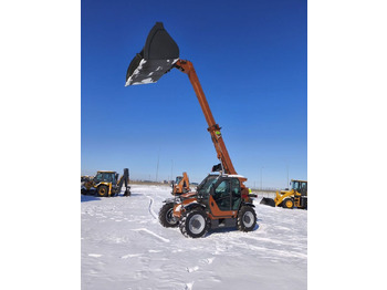 Телескопический погрузчик