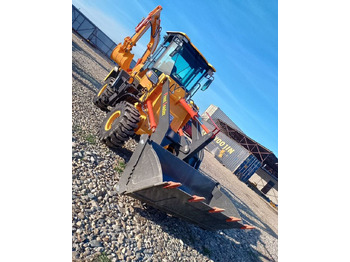 Экскаватор-погрузчик Runmax 670E: фото 2 Экскаватор-погрузчик Runmax 670E: фото 2