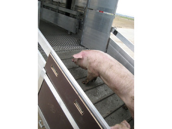 Полуприцеп для перевозки животных Полуприцеп-скотовоз Тонар-9827 с подъемными полами: фото 4 Полуприцеп для перевозки животных Полуприцеп-скотовоз Тонар-9827 с подъемными полами: фото 4