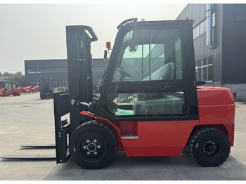 Новый Дизельный погрузчик QINGCHA K35: фото 3 Новый Дизельный погрузчик QINGCHA K35: фото 3