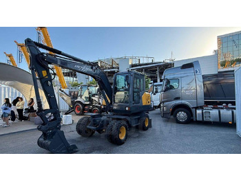 Новый Колёсный экскаватор ARCTIC BEAR ARE80W: фото 3