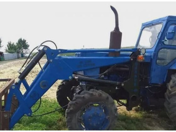 Фронтальный погрузчик для трактора