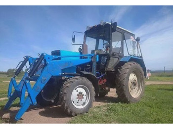 Фронтальный погрузчик для трактора