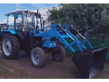 Фронтальный погрузчик для трактора