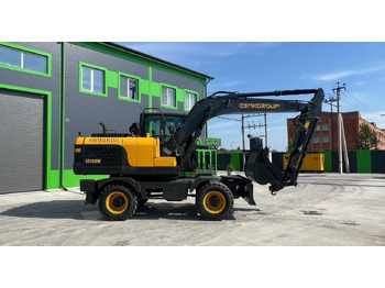 Колёсный экскаватор