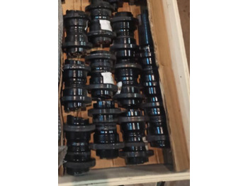 Опорный каток SANY