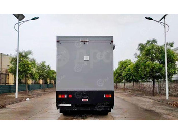 Новый Дом на колесах Isuzu Elf: фото 4