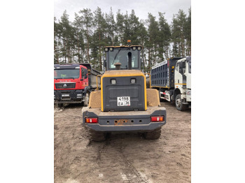 Фронтальный телескопический погрузчик Bull SL300T: фото 5 Фронтальный телескопический погрузчик Bull SL300T: фото 5