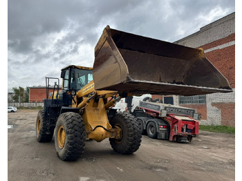 Фронтальный погрузчик CATERPILLAR